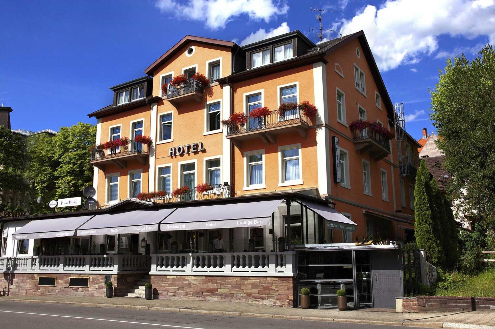 Hotel Sonata บาเดน-บาเดน ภายนอก รูปภาพ